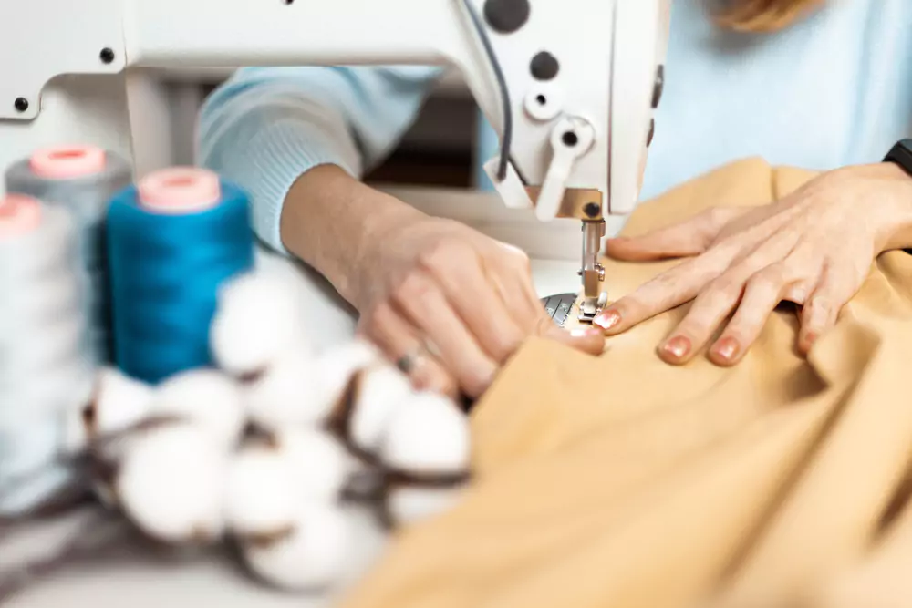 DomesticLadies Dress Making & Designing